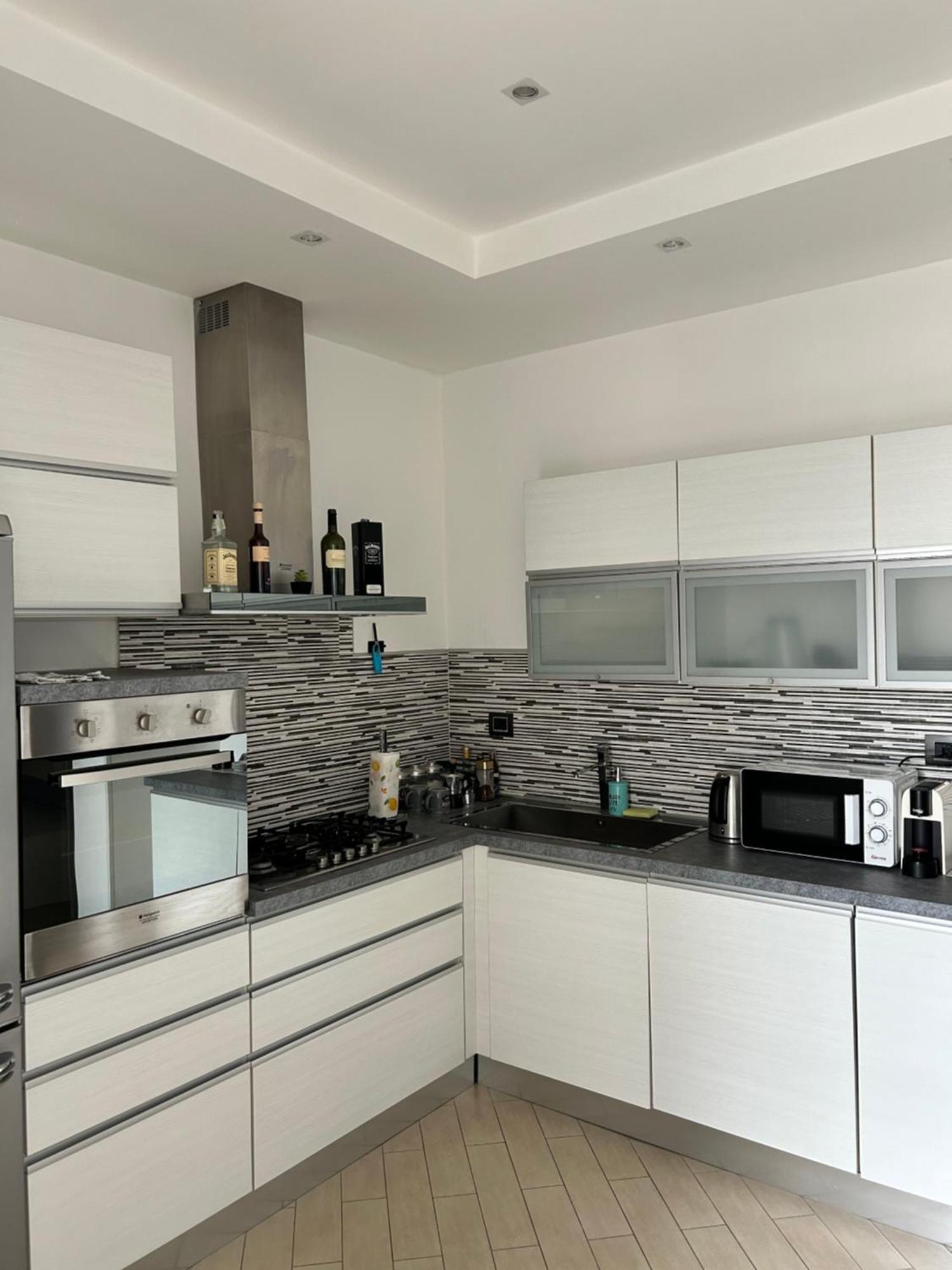 Refresh House Apartment Brindisi Bagian luar foto